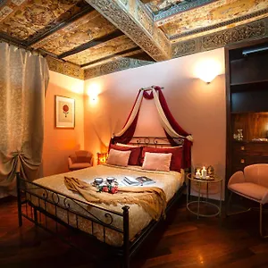 House Of Magic - Due Torri Bologna